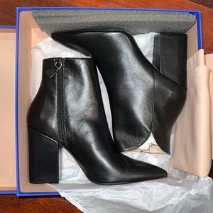 Stuart Weitzman Vera Black Leather Bootie- 3.7” Heels Size 10.5, Medium Width
